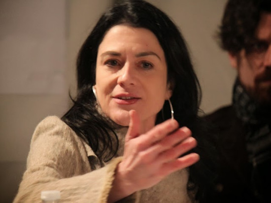 Rythmes scolaires : Nathalie Perrin-Gilbert veut le report de la réforme pour 2015