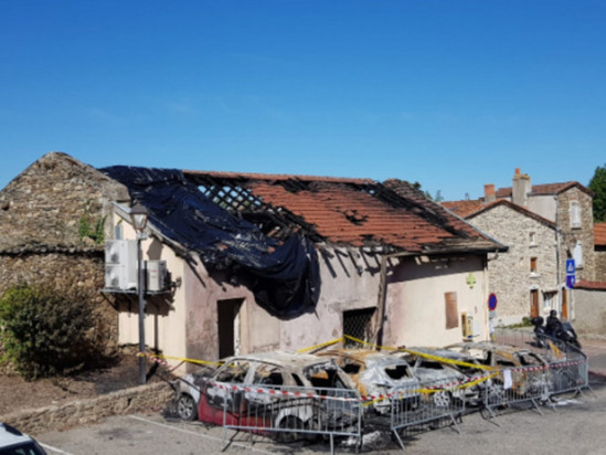 Chabanière : une cagnotte en ligne après l'incendie de la pharmacie du village
