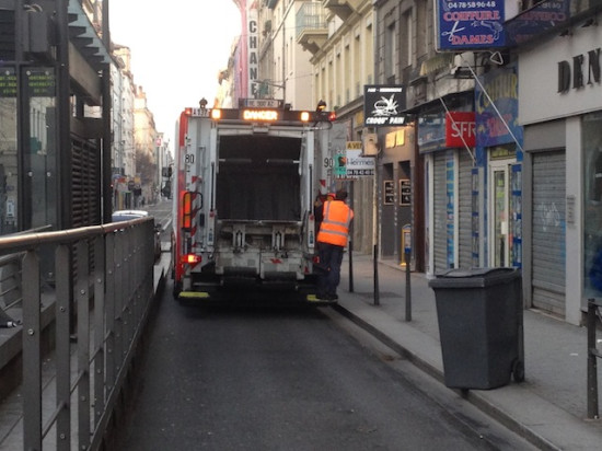 Fin de la grève des éboueurs du Grand Lyon: Gerland vote la reprise