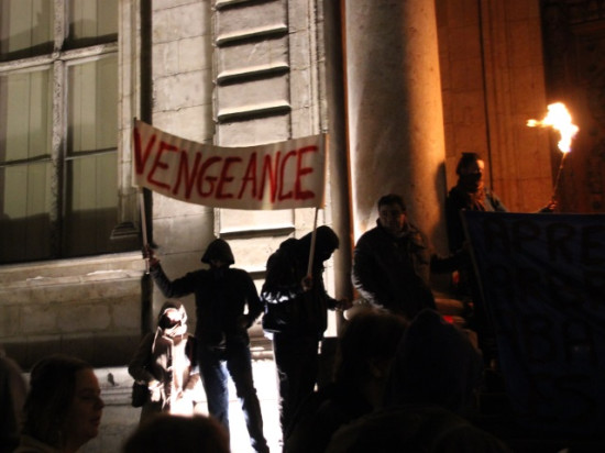 Lyon : 300 personnes ont rendu hommage à Rémi Fraisse mercredi soir