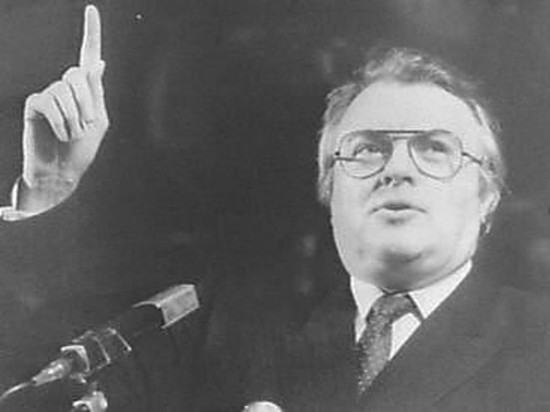 La gauche lyonnaise salue la mémoire de Pierre Mauroy