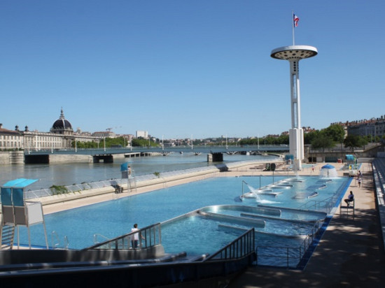 Un nouveau service de restauration pour le centre nautique Tony-Bertrand
