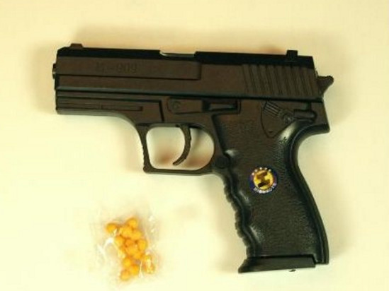 Décines : à 19 ans, il tire sur un écolier de 9 ans avec une arme airsoft