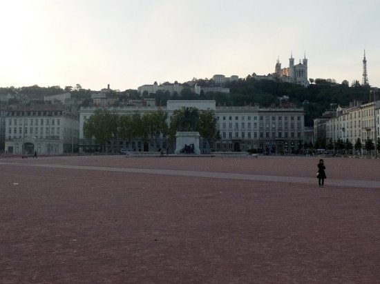 Manifestation : rassemblement des opposants au Lyon-Turin ce samedi Place Bellecour