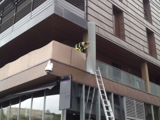 Rafales de vent à Lyon : on a frôlé la catastrophe à la Confluence !