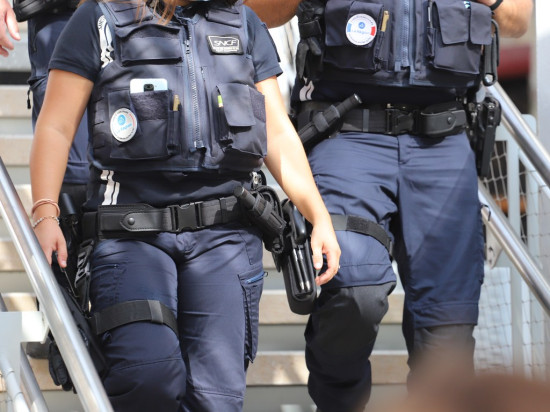 Attaque de distributeurs de billets : cinq personnes interpellées dans la région Attaque de distributeurs de billets : cinq personnes interpellées dans la région