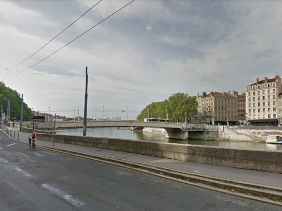 Appel à témoin après un accident impliquant un piéton et un bus TCL