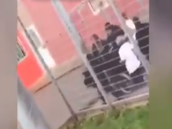 Corbas : des détenus filment l’évacuation de la surveillante pénitentiaire tailladée au couteau