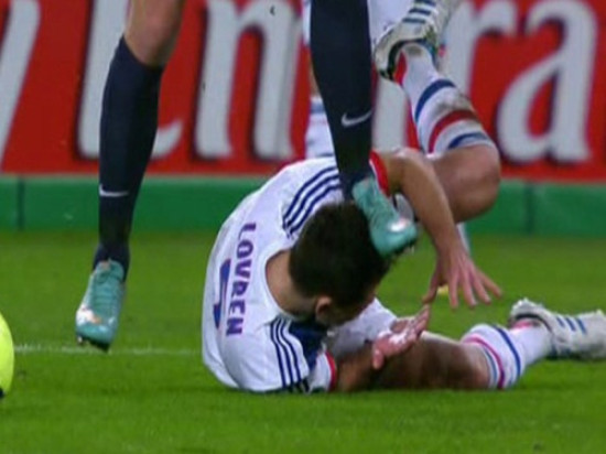 Incident Zlatan / Lovren : l'OL met la pression, le PSG répond