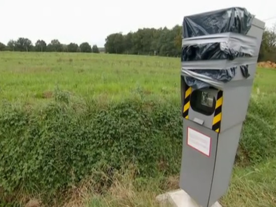 Radar masqué dans AutoMoto: plusieurs mois de suspension requis contre les policiers lyonnais Radar masqué dans AutoMoto: plusieurs mois de suspension requis contre les policiers lyonnais