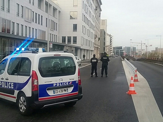 Le RAID intervient pendant deux heures dans un établissement scolaire de Lyon… pour un exercice