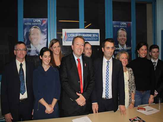Municipales à Lyon : tous les candidats du Front National signent la charte de la Manif pour Tous