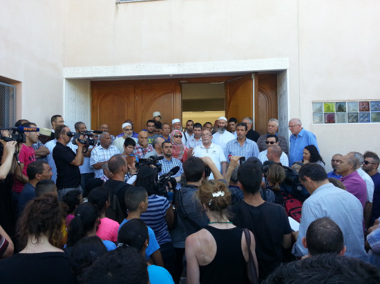 Mosquée de Givors : près de 700 personnes réunies dimanche pour condamner l'islamophobie