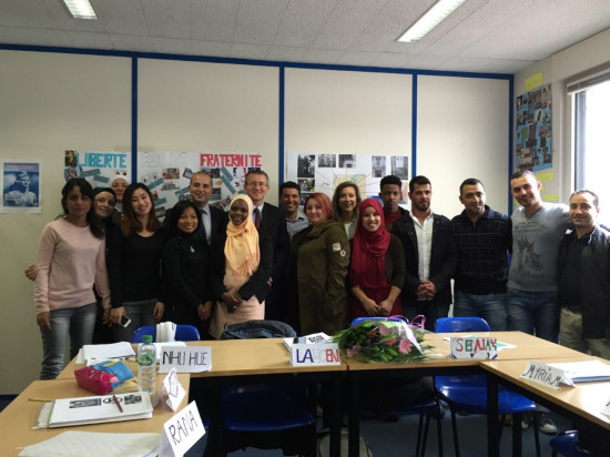 Dans un centre de formation linguistique pour réfugiés : "savoir parler français est la clé pour l’intégration"