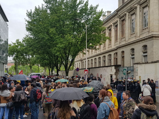 Lyon 2 : les examens officiellement annulés ce lundi Lyon 2 : les examens officiellement annulés ce lundi
