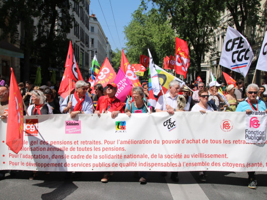 Près de 400 retraités manifestent pour leur pouvoir d’achat à Lyon