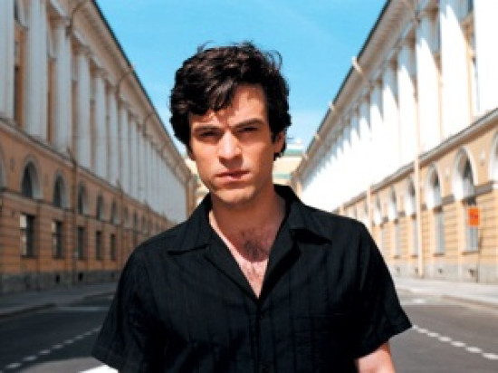 Romain Duris sort du bois