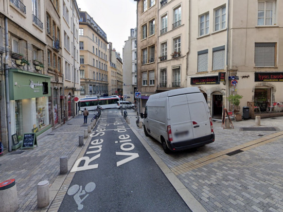 Lyon : un secteur de la rue Sergent Blandan ferm&eacute;e &agrave; la circulation automobile