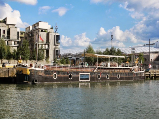 Lyon : un homme se jette dans la Saône pour échapper à la police Lyon : un homme se jette dans la Saône pour échapper à la police