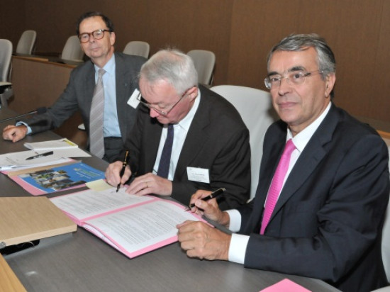 Nouvelle charte pour la cr&eacute;ation d'entreprise