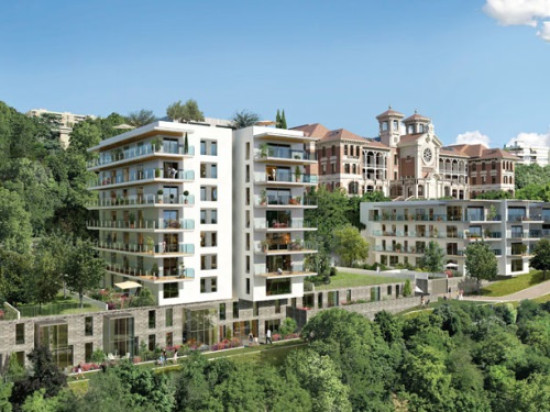 Ancien hôpital Debrousse : la reconversion en logements a débuté