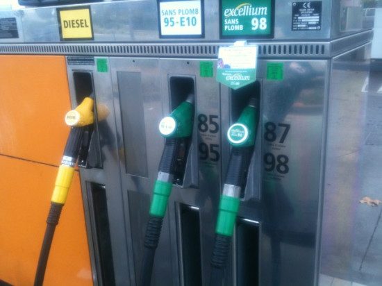 Une taxe sur les carburants pour financer le Lyon-Turin ?
