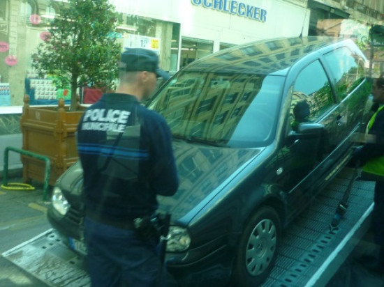 Opération anti-stationnement sauvage à Villeurbanne