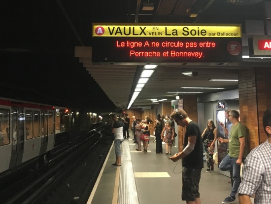 TCL : trafic perturbé sur la ligne de métro A