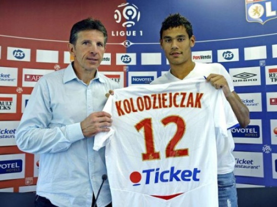 Mercato OL : Kolodziejczak pisté en Allemagne