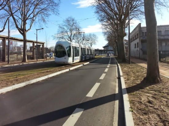 Réseau TCL renforcé pour l'ouverture des centres commerciaux ce lundi