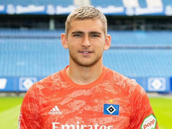 OL : le gardien allemand Julian Pollersbeck est Lyonnais (officiel)