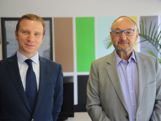 Alexandre Vincendet : "La banlieue rose de Lyon s’est transformée en banlieue bleue" Alexandre Vincendet : "La banlieue rose de Lyon s’est transformée en banlieue bleue"