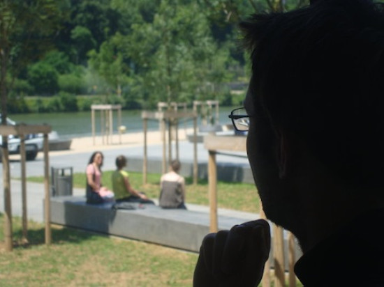 Lyon : détenteur d’images pédopornographiques, il filmait aussi ses voisines nues