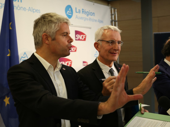 Auvergne-Rhône-Alpes et la SNCF visent 40 % de retards en moins sur les TER d'ici 2020