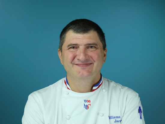 Williams Jacquier : "100 ans du Vivarais : le gâteau de riz à la carte depuis l’ouverture !"