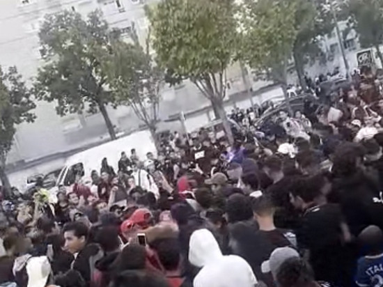 Vénissieux : un rappeur marseillais tourne un clip, il se fait racketter puis interpeller