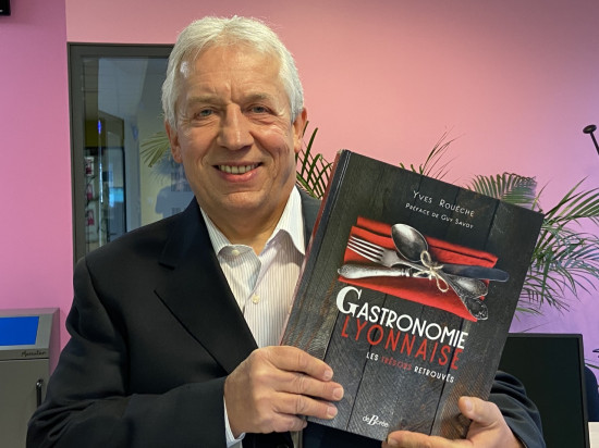 Yves Rouèche : "Pour Noël, la recette du réveillon du Canut ou un immense plat de cochonnailles"