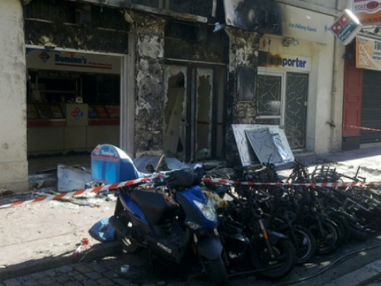 Une pizzeria du 8e arrondissement brûlée dans la nuit de jeudi à vendredi Une pizzeria du 8e arrondissement brûlée dans la nuit de jeudi à vendredi