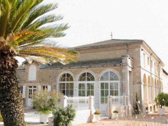 Le château de St Lager en vente pour financer un vaccin contre le Covid-19 Le château de St Lager en vente pour financer un vaccin contre le Covid-19