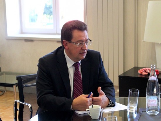 Philippe Cochet et Michel Terrot aux côtés des cathos intégristes Philippe Cochet et Michel Terrot aux côtés des cathos intégristes