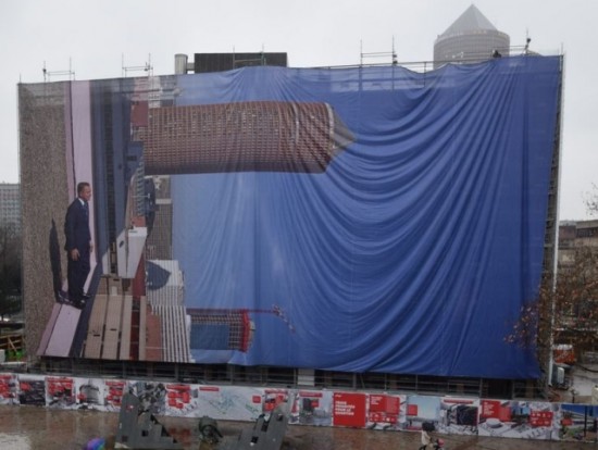 Une oeuvre de Philippe Ramette installée place Béraudier à la Part-Dieu