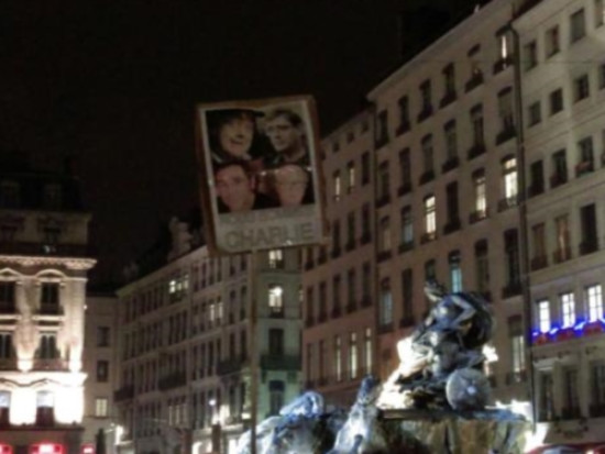 Attentat à Charlie Hebdo : 3 questions à Laurent Nouvel, adjoint du syndicat Police Alliance du Rhône Attentat à Charlie Hebdo : 3 questions à Laurent Nouvel, adjoint du syndicat Police Alliance du Rhône