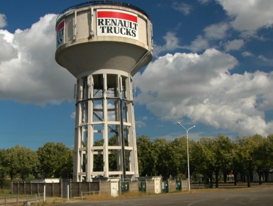 Lyon : 512 emplois supprimés chez Renault Trucks, selon les syndicats