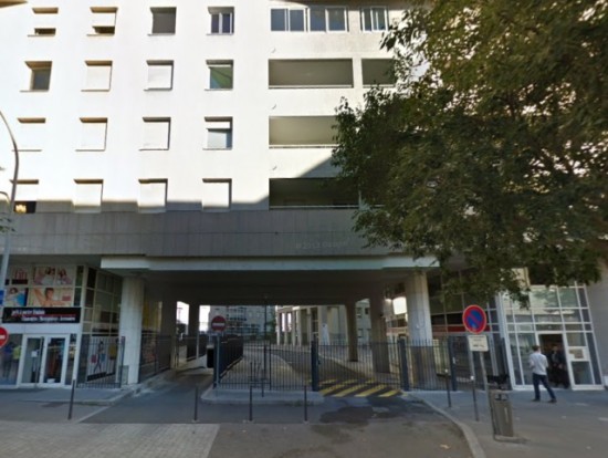 Villeurbanne : un enfant de 18 mois décède après une chute du 12e étage Villeurbanne : un enfant de 18 mois décède après une chute du 12e étage