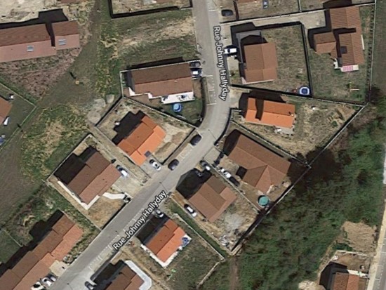 Des panneaux de la rue Johnny Hallyday volés près de Lyon !