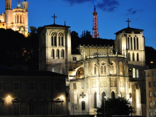 Un restaurateur du Vieux-Lyon jette l'éponge après une agression