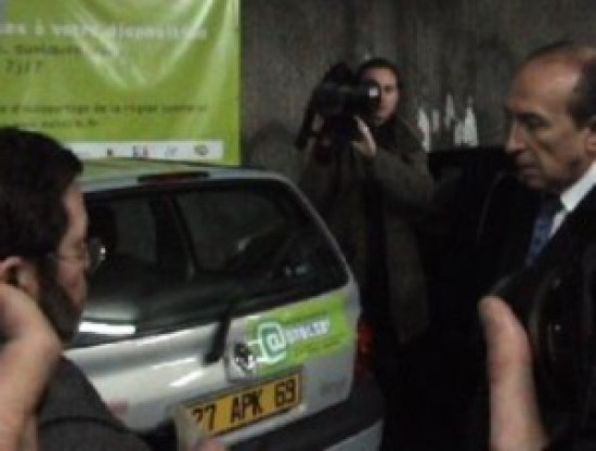 Autolib&rsquo;&agrave; moiti&eacute; prix