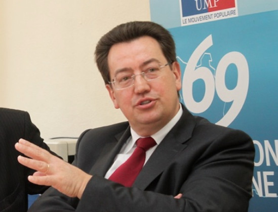 FN : pour Cochet, Fillon et Sarkozy sont à l’unisson