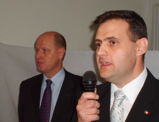 Un conseiller municipal de Vénissieux exclu pour 2 ans du Front National