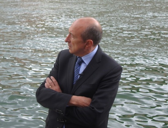 Présidentielles 2012 : Collomb interroge Bayrou